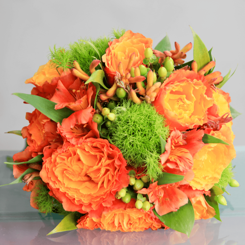 Bouquet of red roses